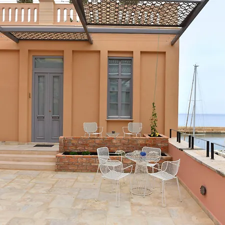 Ambassadors Residence Boutique Hotel-3